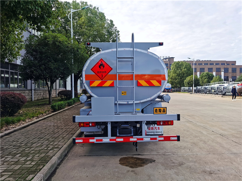 國六東風天錦汽油介質油罐車