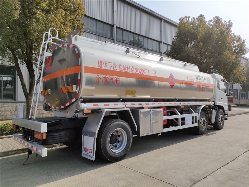 國六東風天錦小三軸25立方米鋁合金油罐車